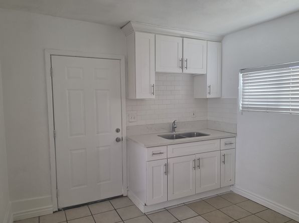 66337 Acoma Ave APT B