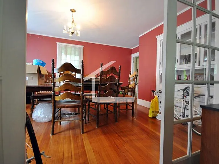 11 Burton St #9 — Photo 6