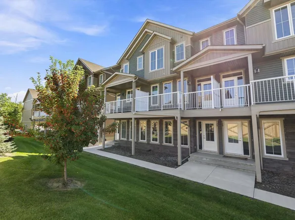 1051 Graydon Hill Blvd SW #28, Edmonton, AB T6W 3C8