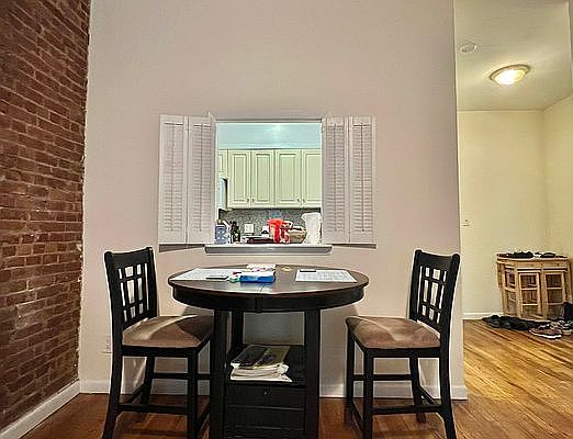 5th image of 304 E 89th St APT 2B