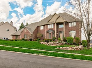 5515 Little Leaf Trl, West Des Moines, IA 50266