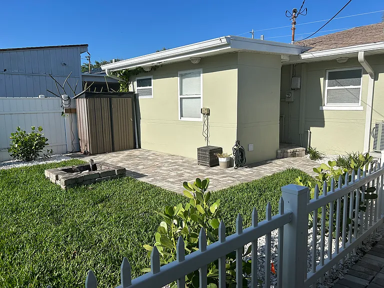 757 Mandalay Ave — Photo 25