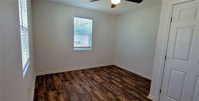 8009 Karen St — Photo 10