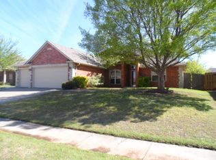 2924 Misty Ridge Dr, Norman, OK 73071