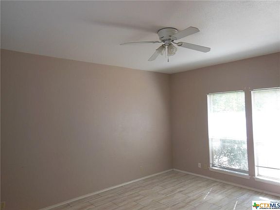 3rd image of 1641 Kuehler Ave APT 7