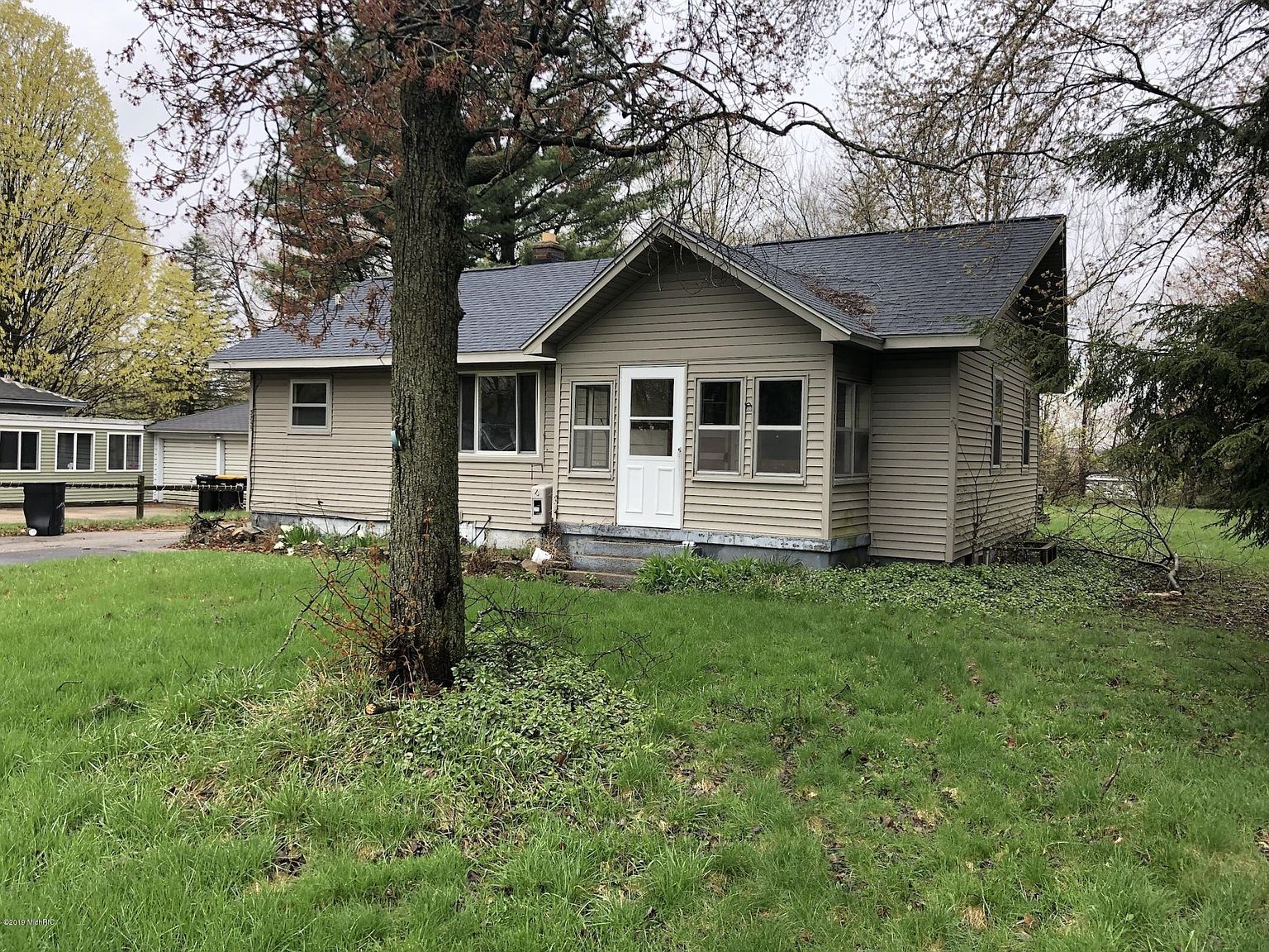 3855 Stuyvesant Ave NE, Grand Rapids, MI 49525 Zillow