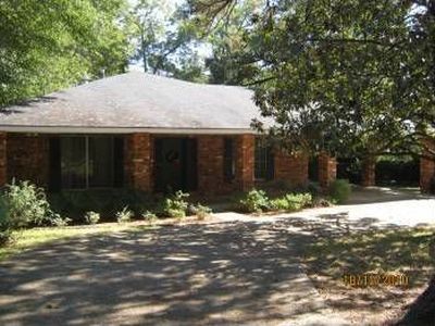 1906 Donahue Ferry Rd, Pineville, LA, 71360