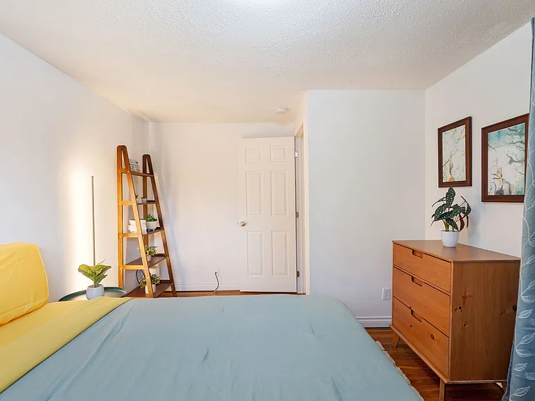 7414 SE Ogden St — Photo 25