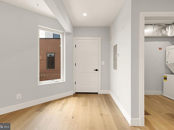 2nd image of 3215 Mount Pleasant St NW #301