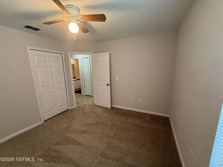 5550 Oak Crossing Dr — Photo 26