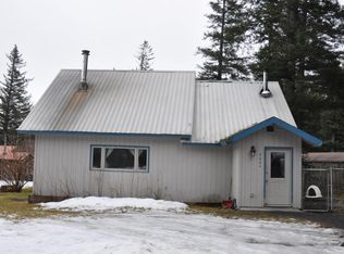 2604 Maple St, Seward, AK 99664
