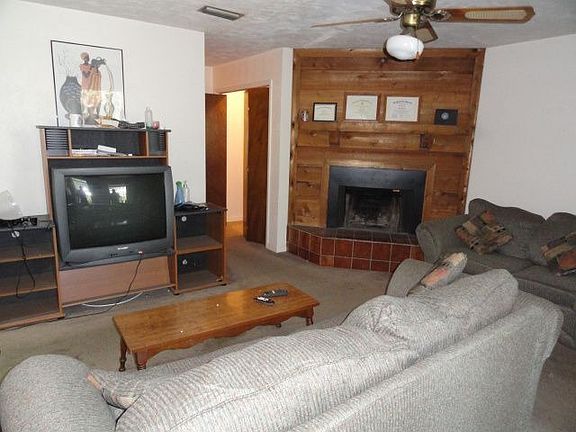 3rd image of 2334 Sylvan Ct APT C