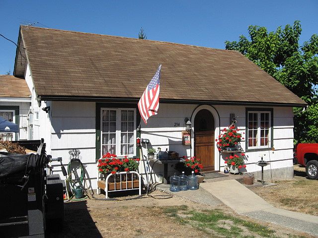 1st image of 234 Tracy Ave
