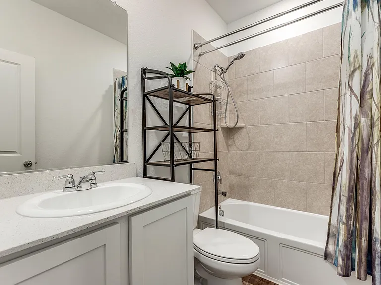 507 Saffron St — Photo 16