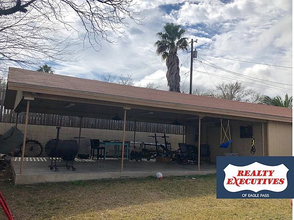 5th image of 1282 Pecan Dr