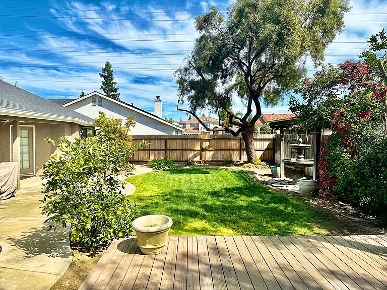 5811 W Fremont Ave — Photo 23