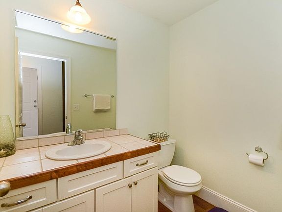 5th image of 1014 Saint Johns Bay
