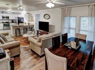 619 E 12th 1/2 St, Houston, TX 77008