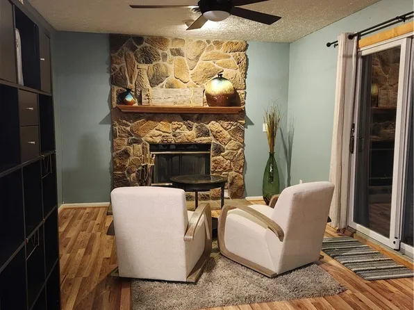 3160 Bay Landing Dr, Westlake, OH 44145