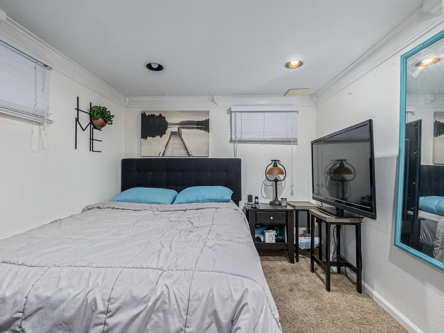 1 bed, 1808 sqft, $900 — Photo 2