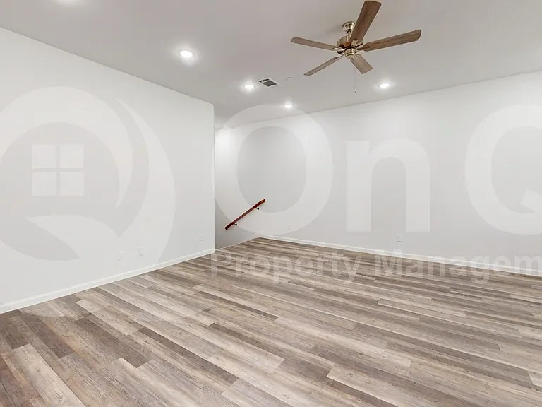 336 Buck Ridge Dr — Photo 5