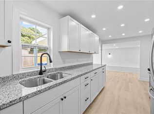 708 Stalham Rd, Chesapeake, VA 23325