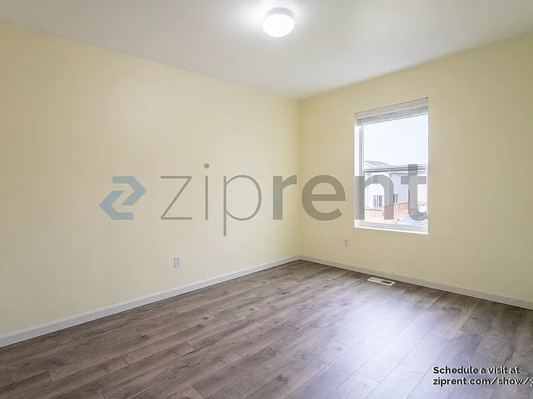 34030 SE Carmichael St — Photo 20