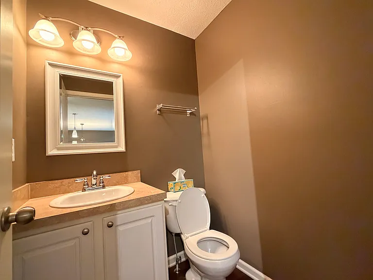 7408 Cayman Ln — Photo 27
