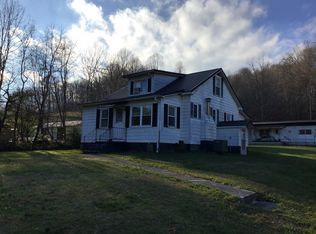 12910 Black Tern Rd, Coeburn, VA 24230