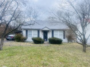 412 W 15th St, Columbia, TN 38401