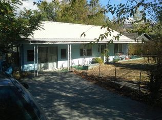 315 SE Hillcrest Dr, John Day, OR 97845