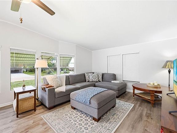 4th image of 1759 Beverly DR