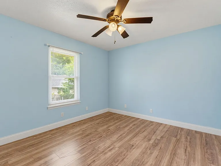 4117 Cripple Creek Dr — Photo 15