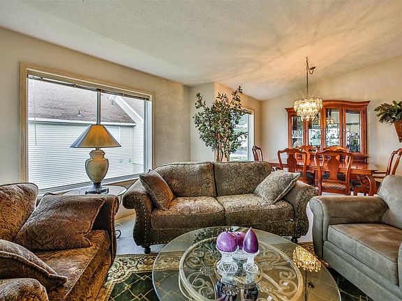 4th image of 7720 E Woodland Ln