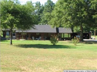 1147 Sycamore Rd, Coldwater, MS 38618