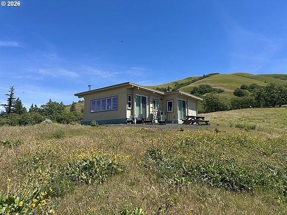 5th image of 118 S Prairie Rd