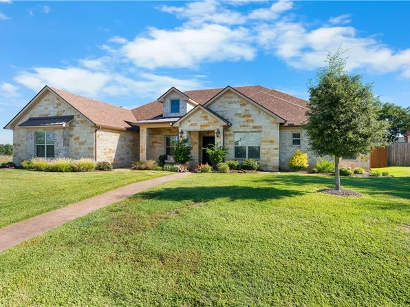 200 Wycliff Dr, China Spring, TX 76633