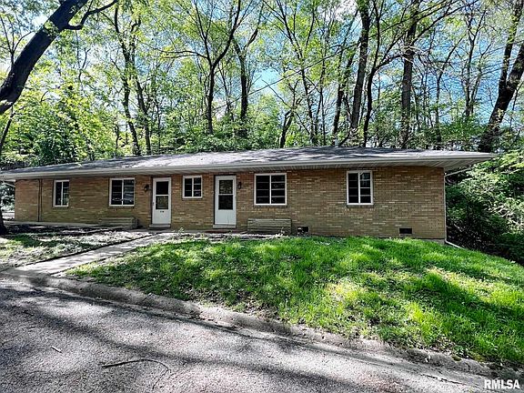 2nd image of 112 Oakdale Ave