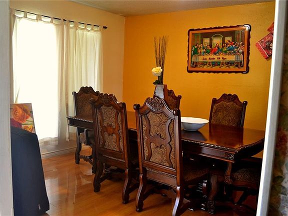 2nd image of 417 Stony Creek Dr