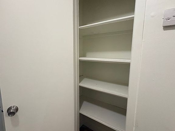 5th image of 1507 Union Ave APT A