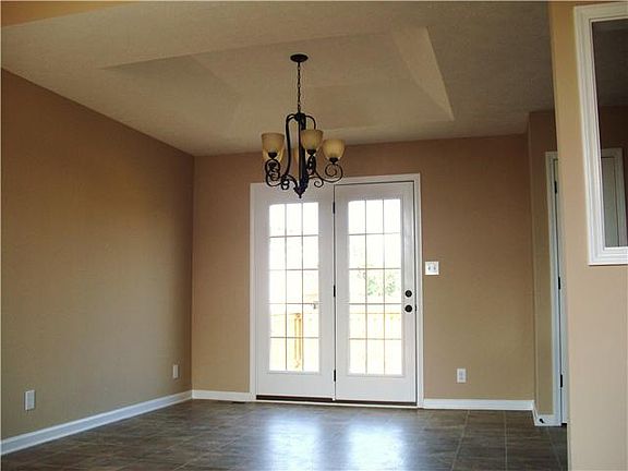 4th image of 367 Fox Xing Lot 367