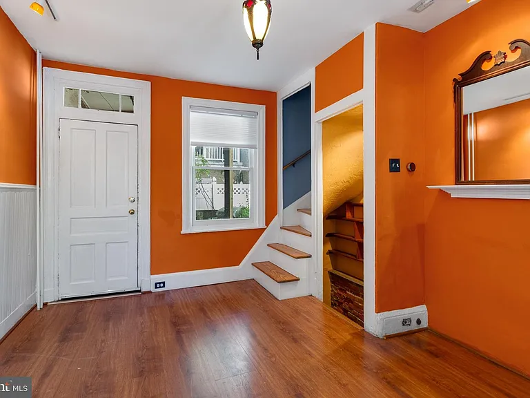 528 Kauffman St — Photo 6