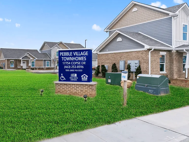 Pebble Village Townhomes — Photo 42