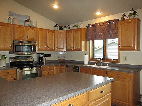 4th image of 537 S 6th St