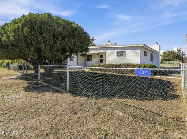 102 Aztec Ave, Hurley, NM 88043