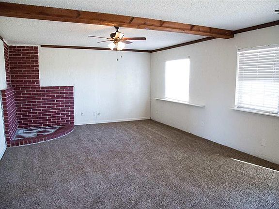 3rd image of 116 Lockwood Dr