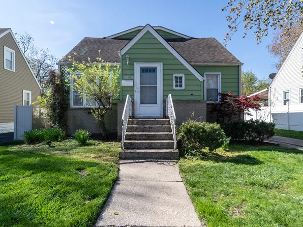 3325 S Schultz Dr, Lansing, IL 60438