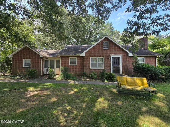 1760 Hollywood Dr, Jackson, TN 38305
