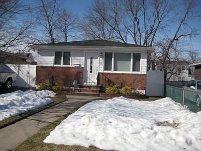 1st image of 261 Ramona Ave