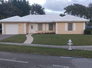 1098 SW 12th Ave, Boca Raton, FL 33486